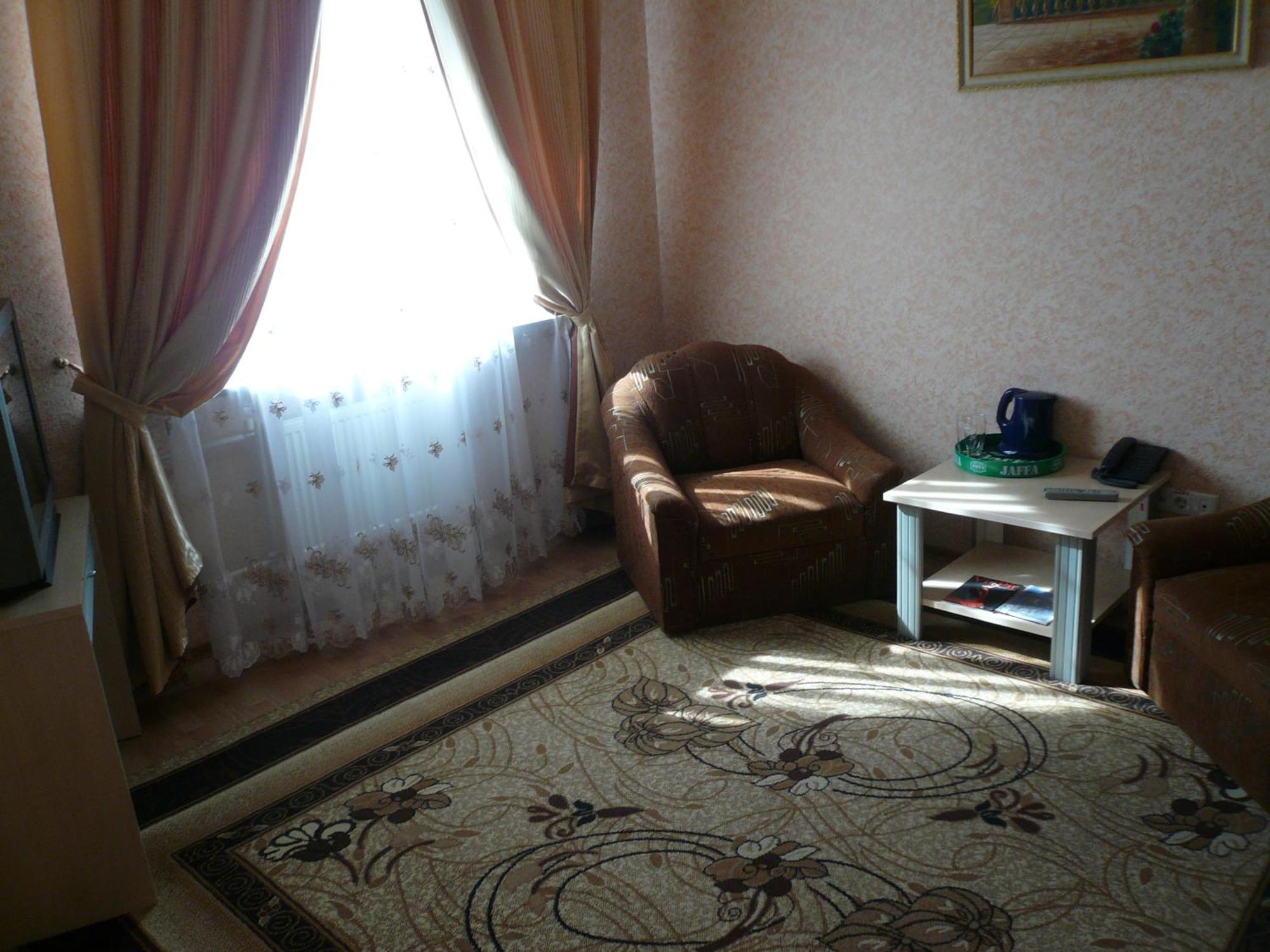 Gostiniy Dvor Hotell Vinnytsia Exteriör bild