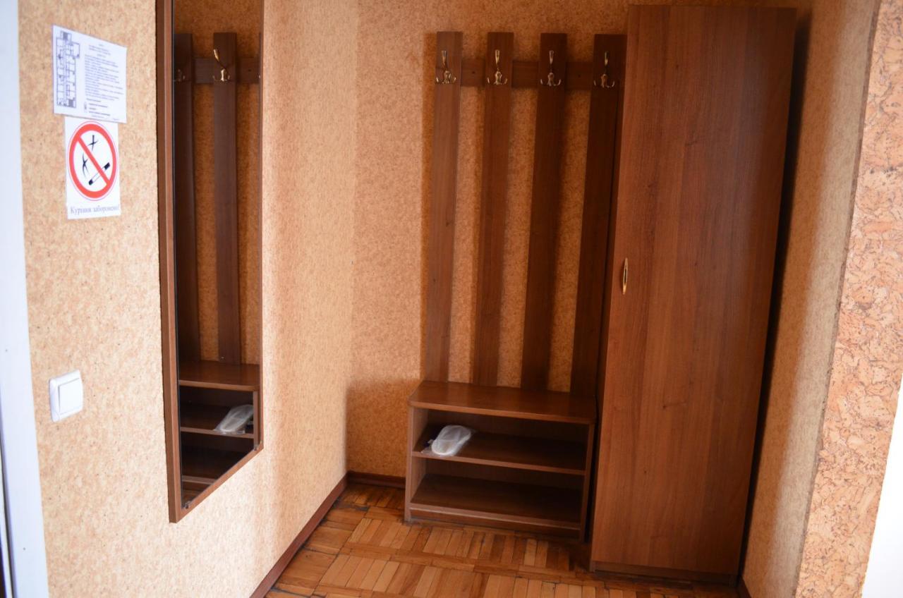 Gostiniy Dvor Hotell Vinnytsia Exteriör bild