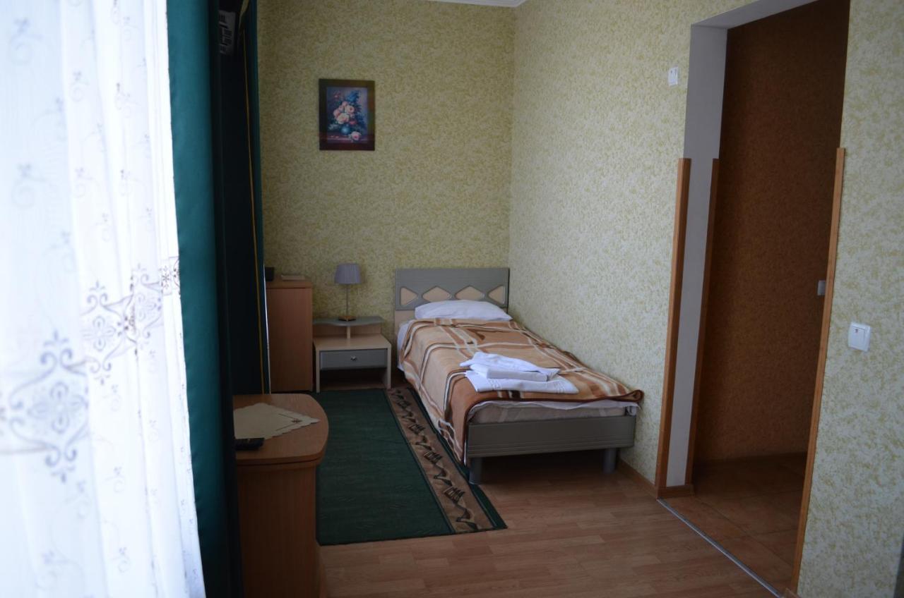 Gostiniy Dvor Hotell Vinnytsia Exteriör bild