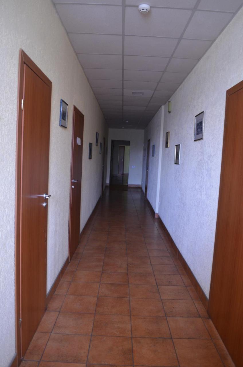 Gostiniy Dvor Hotell Vinnytsia Exteriör bild
