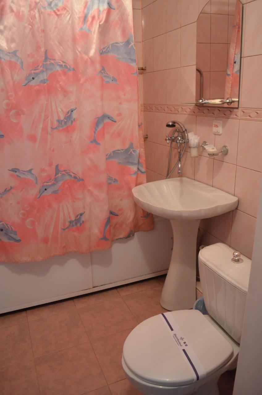Gostiniy Dvor Hotell Vinnytsia Exteriör bild