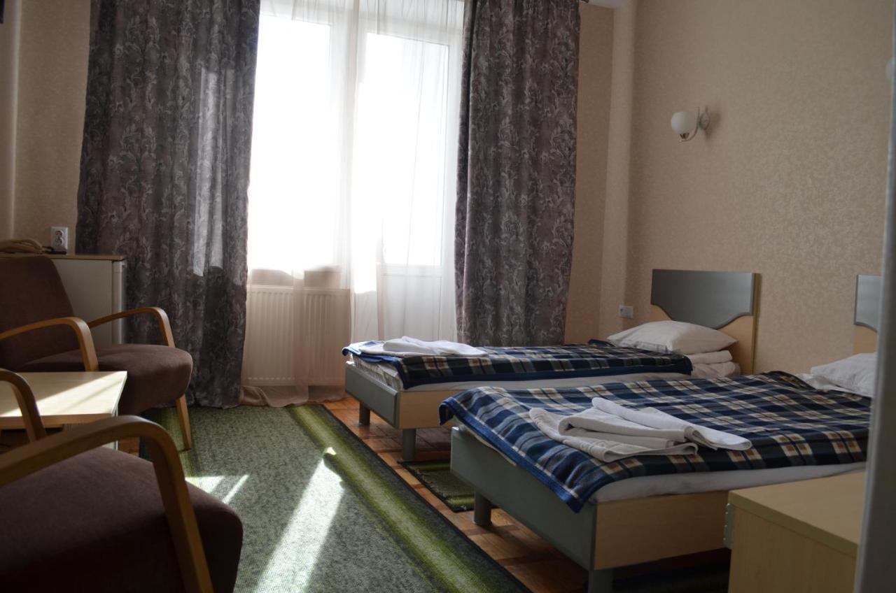 Gostiniy Dvor Hotell Vinnytsia Exteriör bild